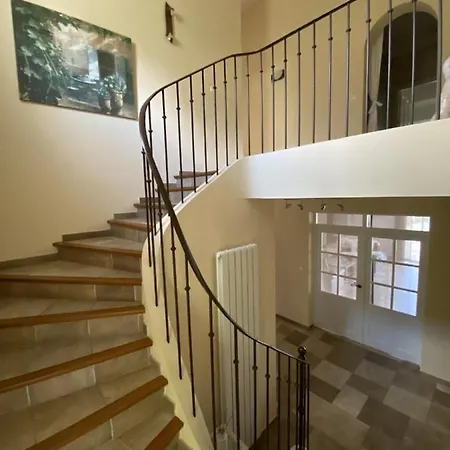 La Maison De Chantal Pansiyon Hyères